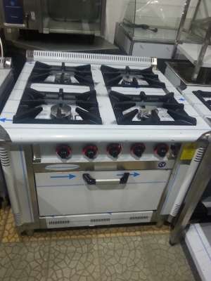 Aragaz profesional cu cuptor din inox