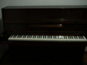 Vand urgent pianina