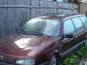dezmembrez volkswagen passat 1, 8 benzina an 1993