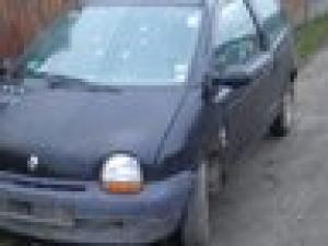 dezmembrez renault twingo 1149 benzina