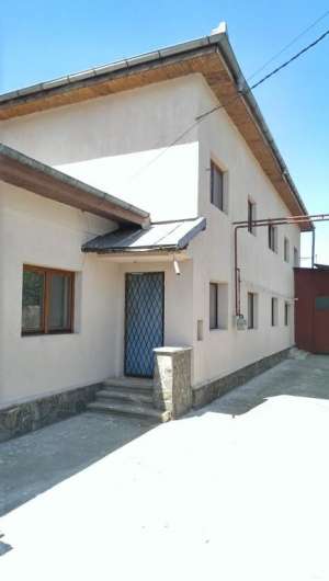 Inchiriez vila Giulesti + depozit