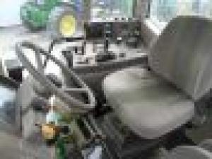 tractor JOHN DEER 6345