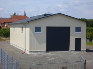 CONSTRUIM,  proiectam,  comercializam HALE METALICE