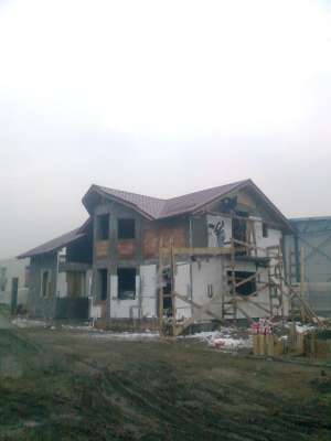 Constructii case la rosu;renovari case 0760365511