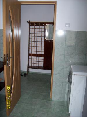 donez colectie filatelica-clasoare cu timbre-romania si straine uzete si neuzate+plicuri prima zi si