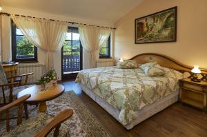 Conacul Ambient 5* Cristian Brasov