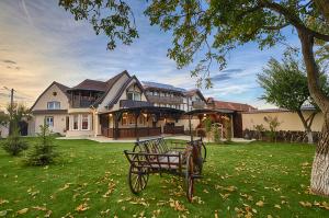 Conacul Ambient 5* Cristian Brasov