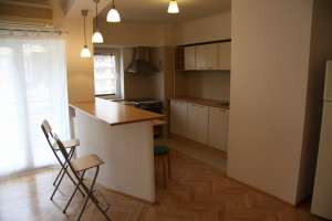 Apartament 3 camere de inchiriat in zona Unirii
