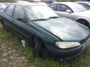 Dezmembrez Peugeot 406 1.8i