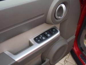 Dodge Nitro 2.8 CRD 4x4 Tiptronic Full Option