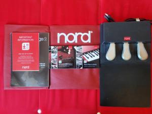 Vand/schimb NORD STAGE 2 88 (rev.B- ultima editie) ca si noua