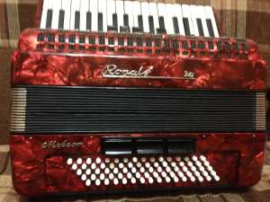 ACORDEON ROYAL STANDARD CU 80 DE BASI
