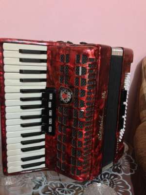 ACORDEON ROYAL STANDARD CU 80 DE BASI