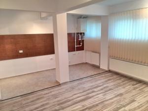 APARTAMENT 2 CAMERE IN OTOPENI,      ULTRACENTRAL