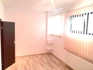 APARTAMENT 2 CAMERE IN OTOPENI,      ULTRACENTRAL