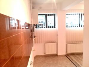 APARTAMENT 2 CAMERE IN OTOPENI,      ULTRACENTRAL