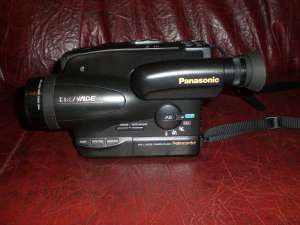Camera video Panasonic profesionala Pret: 400lei