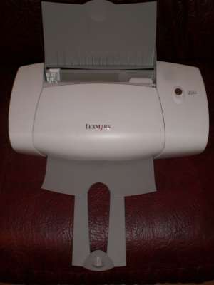 Imprimanta Lexmark noua Pret:100lei