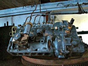 Motor Hanomag cu 6 pistoane Turbo - dezmembrez
