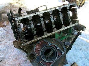 Motor Hanomag cu 6 pistoane Turbo - dezmembrez