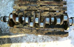Motor Hanomag cu 6 pistoane Turbo - dezmembrez