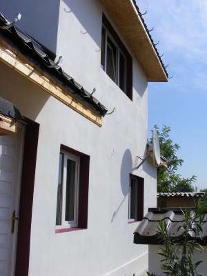 casa mansardata cu utilitatile unui apt