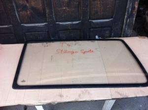 vand geam volkswagen t4 stanga spate