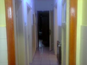 APARTAMENT 3 CAMERE UN VILA MOLL VITAN