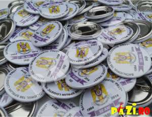 Insigne personalizate ieftine si rapid