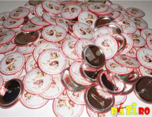 Insigne personalizate ieftine si rapid