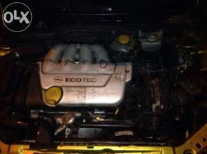 dezmembrez opel tigra