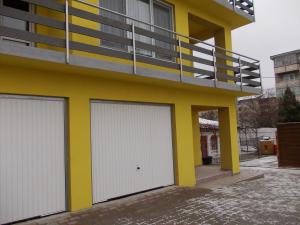 CASA MODERNA DE VANZARE