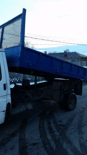 autoutilitara ford transit