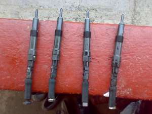 vand injectoare de ford mondeo din 2002 tdci