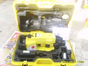Leica Builder Series 109
