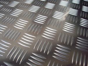Tabla aluminiu striata
