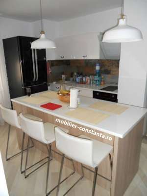 Mobilier la comanda