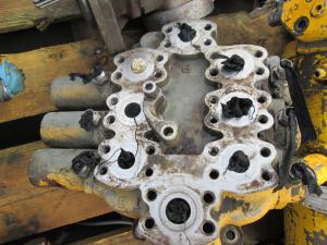 Distribuitor Liebherr 604 907