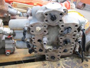 Distribuitor Liebherr 604 907
