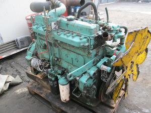 Dezmembrez motor Volvo TD71GE