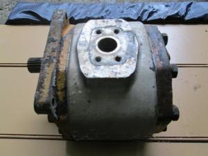 Pompa hidraulica Komatsu D60A-6F