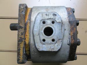 Pompa hidraulica Komatsu D60A-6F