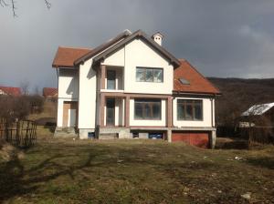 Casa cu teren com Garcina,  jud Neamt