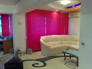 CAZARE BRASOV Inchirieri Regim Hotelier