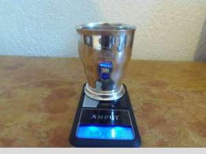 PAHAR in argint masiv stil art deco,  Franta ,  150 euro inaltime 8, 5 cm,  diametru 7 cm,  greutate