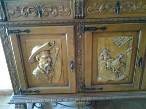 BUFET RENASTERE SPANIOLA DIMENSIUNI: inaltime 1, 50m ,  lungime 2, 32m,  62 profunzime