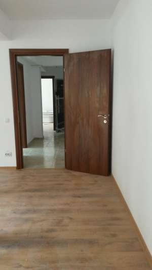 Garsoniera 36 mp,    etj 2,   finisata,   parcare,   Berceni