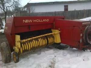 Presa de balotat New Holland 370