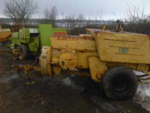 Presa de balotat New Holland 370