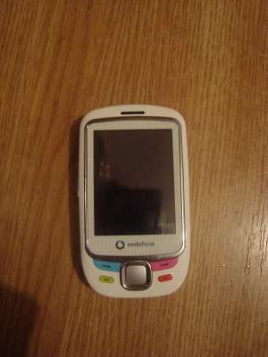 Telefon Nokia 6500slide si Vodafone Indie Prada